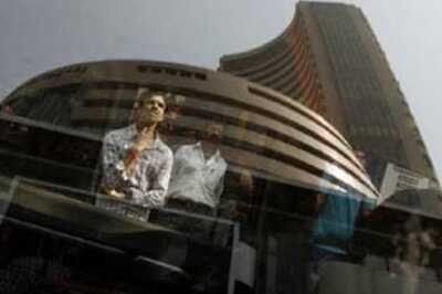 Mkt sees red; Sensex down 16 points