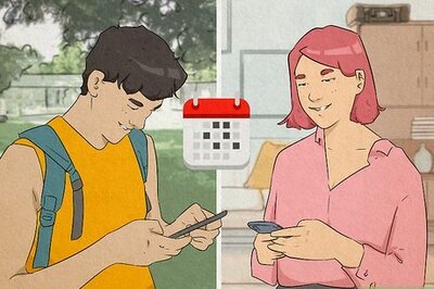 How Often Should You Text Someone You Just Started Dating?