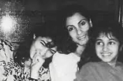 Twinkle Khanna Posts Priceless Throwback Photo To Wish ‘Birthday Girl’ Dimple Kapadia