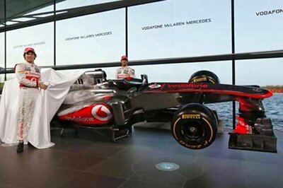 McLaren present new car with a blast from the past