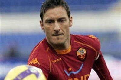 Roma captain Totti injured, out for two months