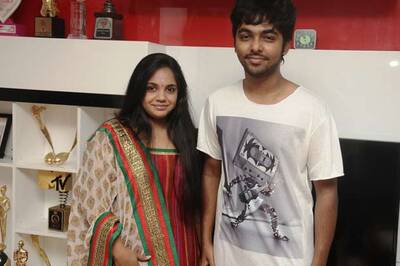 Telugu music composer GV Prakash to marry Saindhavi
