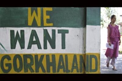 Gorkhaland protests: Schools shut; trade, tourism hit
