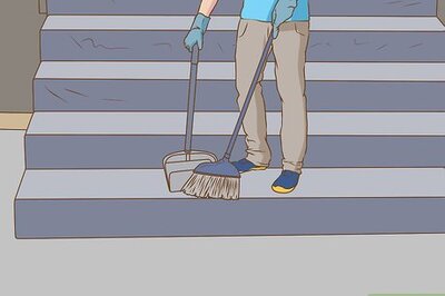 How to Clean Concrete Steps
