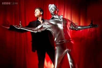 This 3D-printed Shah Rukh Khan in his signature pose is the world's first life-size 3D printed model