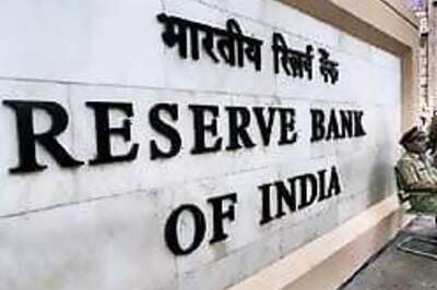 RBI scraps minimum cash reserve level