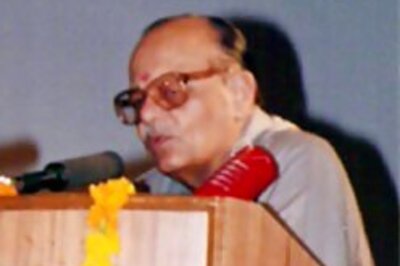 Poll code: Arjun shoots an arrow at EC