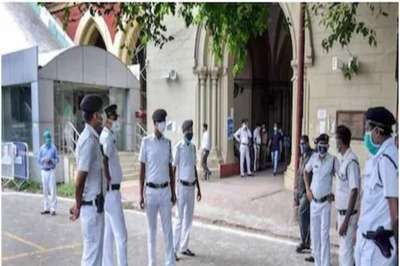 Youth Shot Amid Fight Over Football Match in Kolkata's Park Street Area, 3 Held