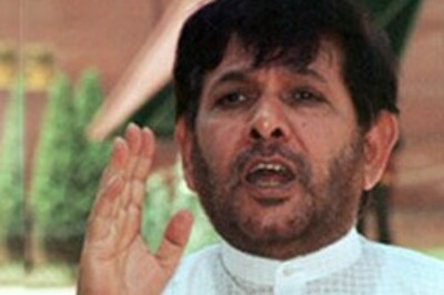 This man's motto: no women's quota