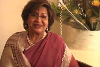 Dancing diva Helen gets Padmashri, a little too late