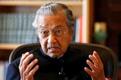 Twitter Deletes Former Malaysian PM Mahathir's Tweet 'Glorifying' Nice Church Attack That Killed 3