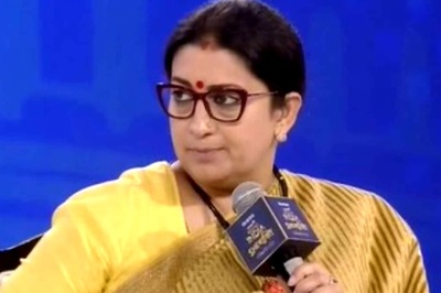 Don't Allow Gender to Be Used as Shield for Corruption: Smriti Irani on Mahua Row