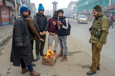 J&K Schools Shut, Snowfall and Heavy Rainfall Warning in Himachal as Cold Wave Intensifies in North India