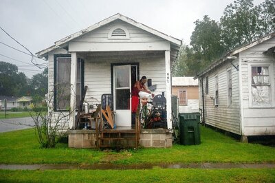 Hurricane Delta Weakens After Making Landfall In Storm-battered Louisiana