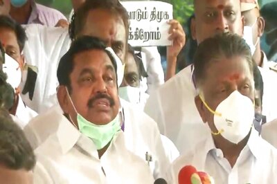AIADMK in Spot After Heavy Drubbing in Tamil Nadu Rural Local Body Polls