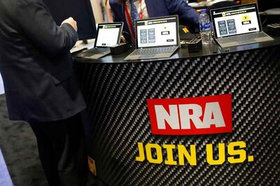 After Florida Shooting, Delta, United Airlines Become Latest Companies to Cut NRA Ties