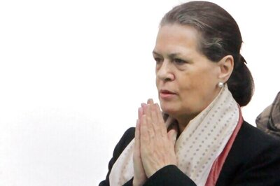 Sonia Gandhi attends debate on Land Bill but leaves before voting