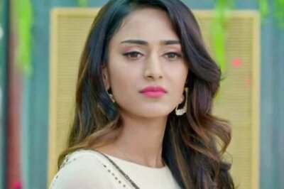 In Insta Post, Actor Erica Fernandes Explains Why She Quit 'Kuch Rang Pyar Ke Aise Bhi'