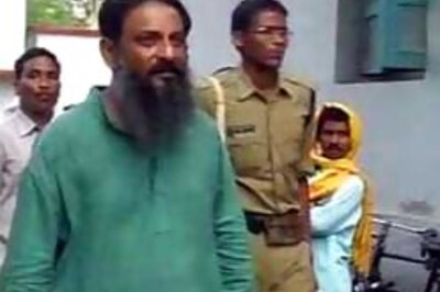 Filmmaker to make film on rights activist, Binayak Sen