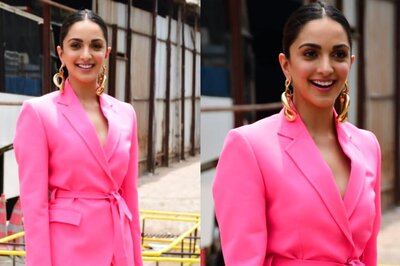 Kiara Advani Steps Out Amid Sidharth Malhotra Break Up Rumours, Turns Heads In Bold Pink Blazer Dress