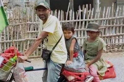 Diu Man Travels With His Daughters Across India on Cycle to Raise Plastic Awareness