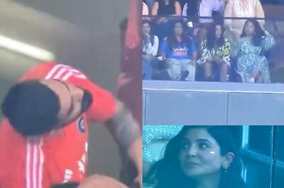 Virat Kohli Looks For Anushka Sharma After Scoring 50th Century, Fans Call Him 'Greenest Green Flag'