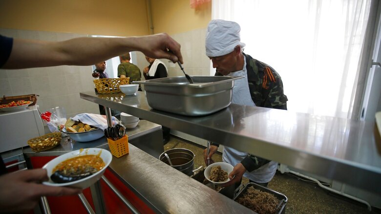 Punjab Health minister raids secretariat canteen