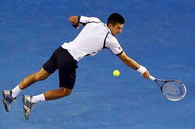 Djokovic advances to Australian Open semi-finals
