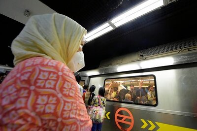 Coronavirus: Market Associations of Sarojini Nagar, CP Among Others to Distribute Masks to Customers