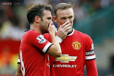 Manchester United's woes laid bare in opening day defeat