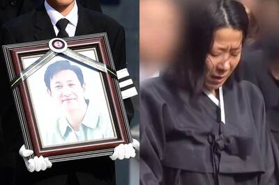 Lee Sun Kyun's Wife Jeon Hye Jin Devastated, Breaks Down at Funeral Procession; Watch