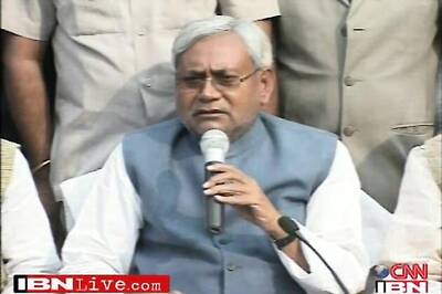 Bihar Assembly pays tribute to Bal Thackeray