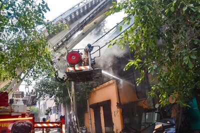 Delhi Fire: Forensic Team Collects Samples from Shoe Godown as 6 Workers Missing