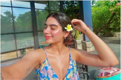 Khushi Kapoor Flaunts Her 3 Tattoos in Sunkissed Selfie, See Pic