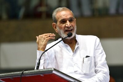 Sajjan Kumar Quits Congress, Cites 1984 Riots Conviction in Letter to Rahul Gandhi