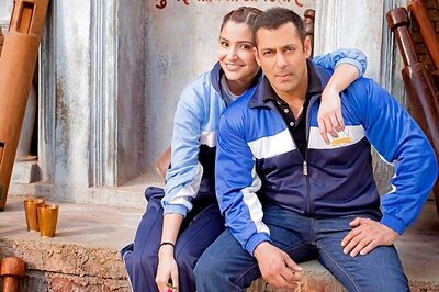 Salman Khan and Anushka Sharma wish Valentine's Day to their fans in 'Sultan' style