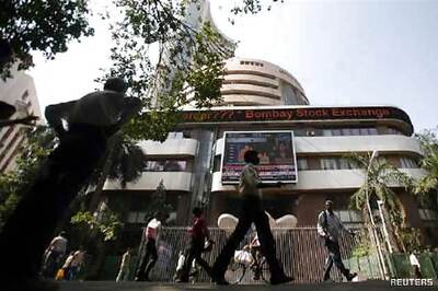 Sour start to 2014: Sensex plunges 30 points, logs first day-1 drop since 2006