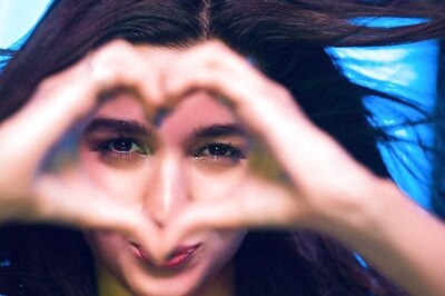 Valentine's Day: Alia Bhatt is Here To Help You Find The Right Gift For Your Beau