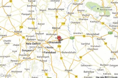 Delhi Police head constable killed in car accident