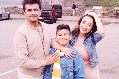 Don't Want My Son to Become a Singer, at Least Not in India, Says Sonu Nigam
