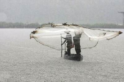 12 Fishermen From Tamil Nadu Arrested by Sri Lankan Navy