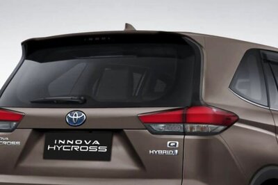 All-New Toyota Innova Hycross Debuts in November 2022