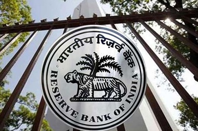 SC Seeks RBI Response on Plea over Banks Not Passing Benefits of Low Interest Rates