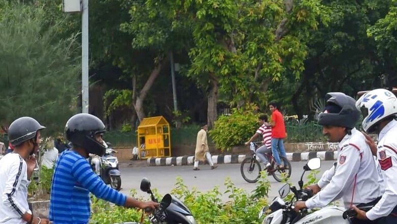 WHO Releases Global Guidelines to Boost Helmet Use, Curb Pedestrian Deaths Due to Road Crashes