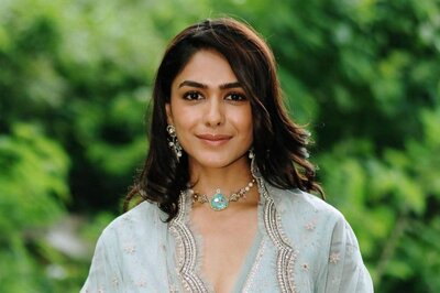 Happy Birthday Mrunal Thakur: From Sita Ramam To Gumraah, Here Are Her 5 Latest and Upcoming Movies