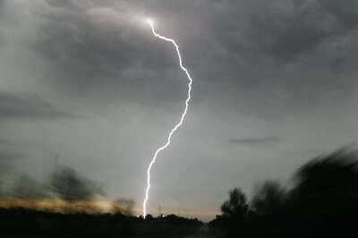 24 Killed, 12 Injured in Lightning Strike Incidents Across Various Districts of UP