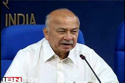 US: Shinde visits national counter-terrorism center