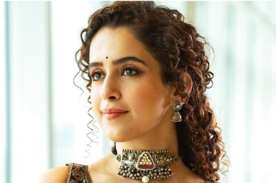 Sanya Malhotra Showcases her Incredible Endurance in New Workout Clip