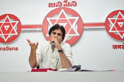 Jana Sena Chief Pawan Kalyan Demands CBI Probe Into MP YS Vivekananda Reddy’s Murder
