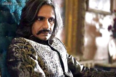 No double-meaning comedy in 'Gun Pe Dance': Vijay Raaz